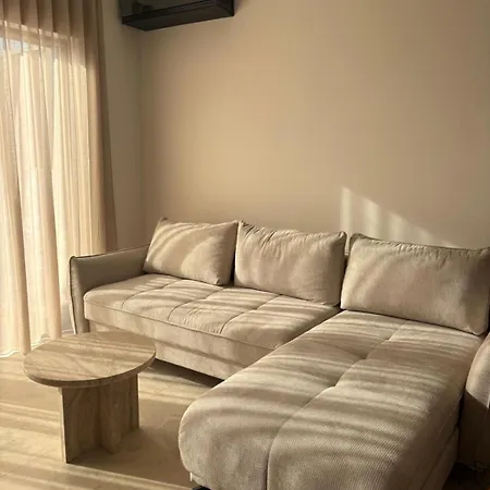 House 61 * Milotski Breg