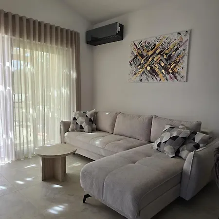 House 61