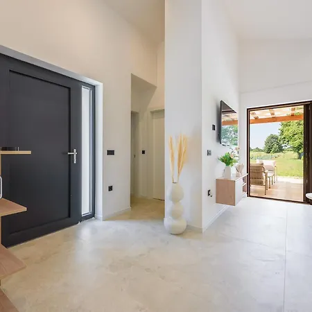 House 61